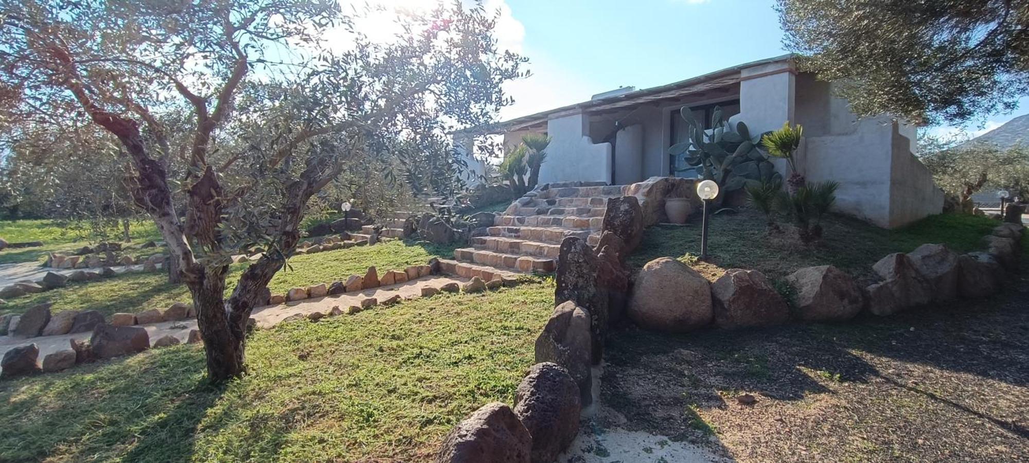 Re - Il Paradiso Degli Ulivi Con Piscina E Vista Mare Landhaus Orosei